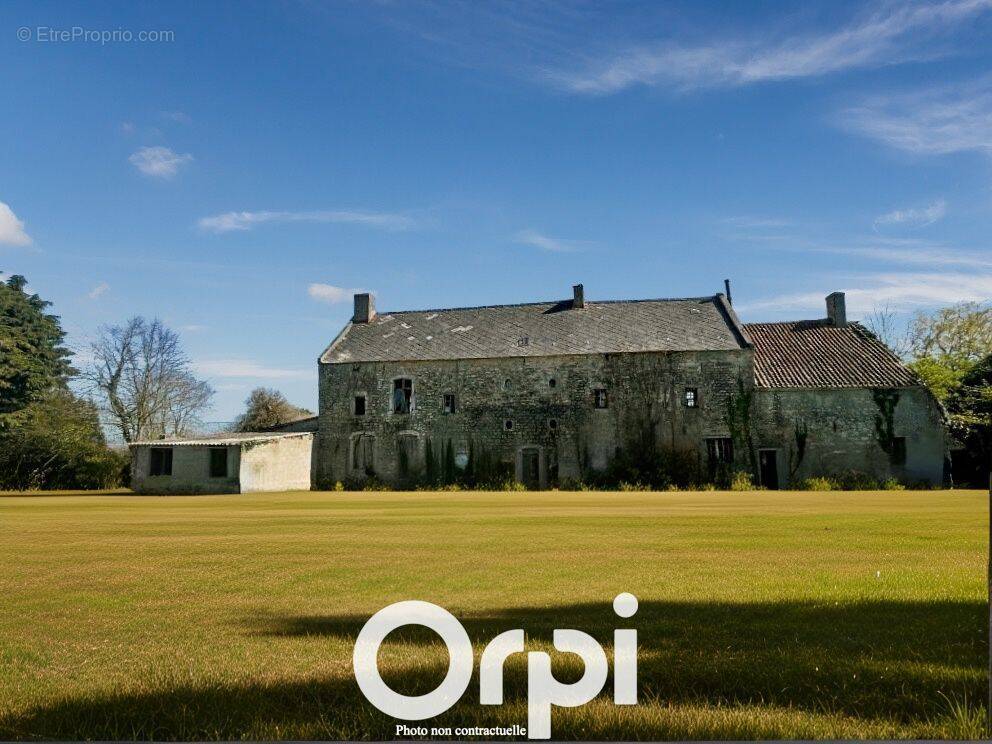 Maison à WIERRE-EFFROY