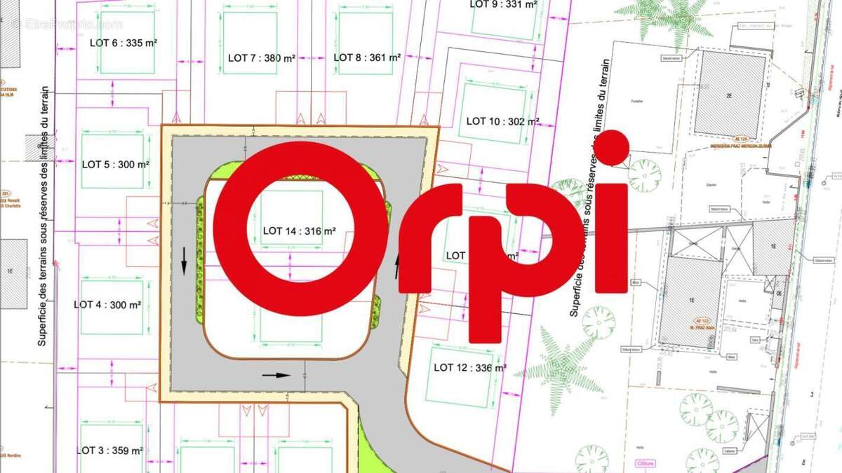 Terrain à PONT-DE-CHERUY