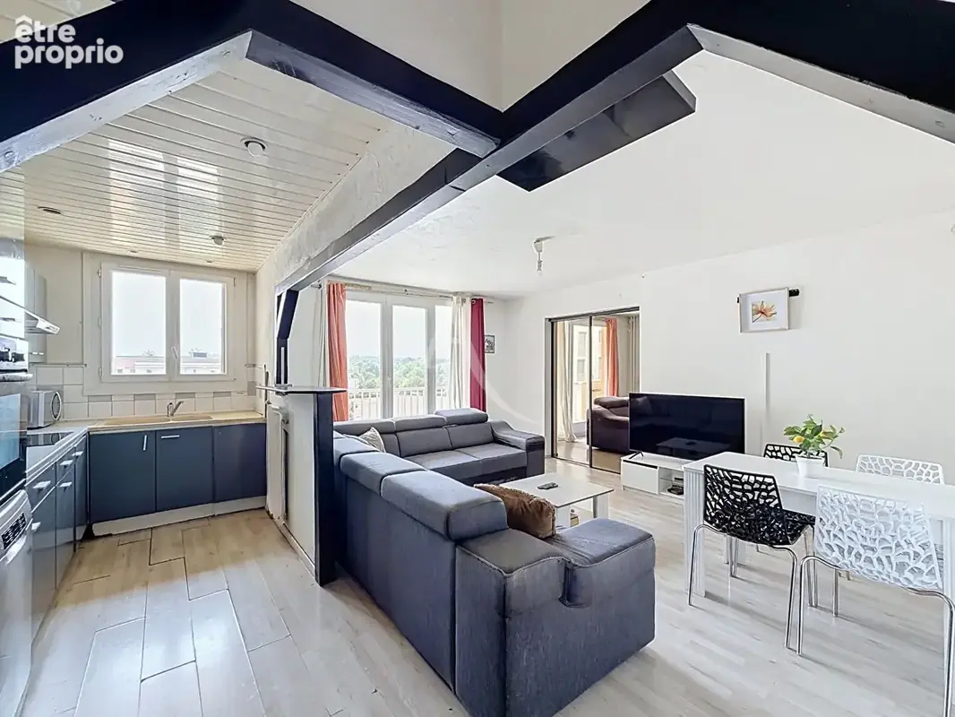 Appartement centre ville de Meaux - proche pâtis - F3 - 2 chambres - balcon - cave - stationnement extérieur - photo 2