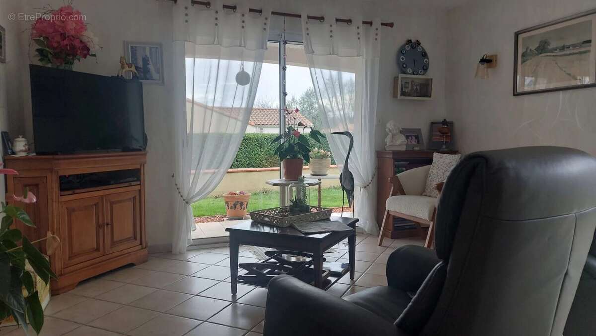 Maison à Somloire - photo 2