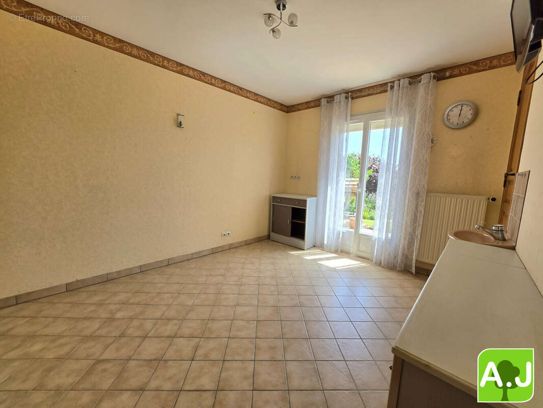 Maison à EZY-SUR-EURE