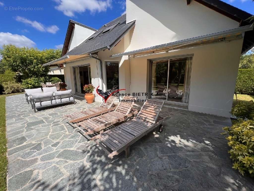 Maison à L'ISLE-ADAM