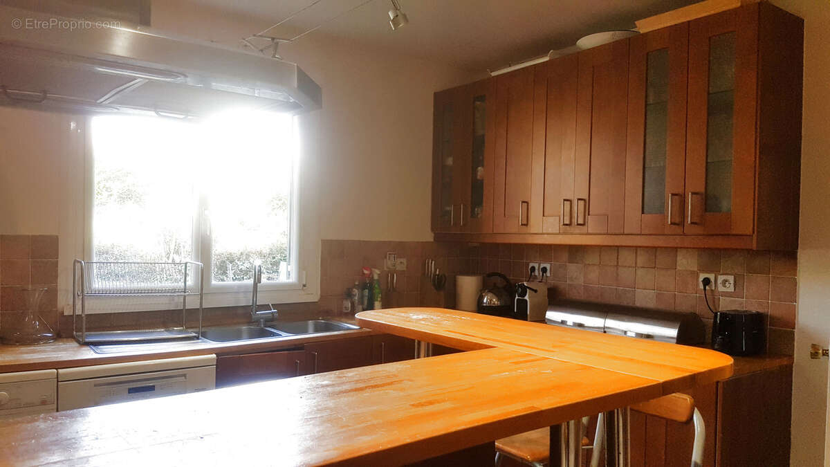 Maison à SAINT-NOM-LA-BRETECHE