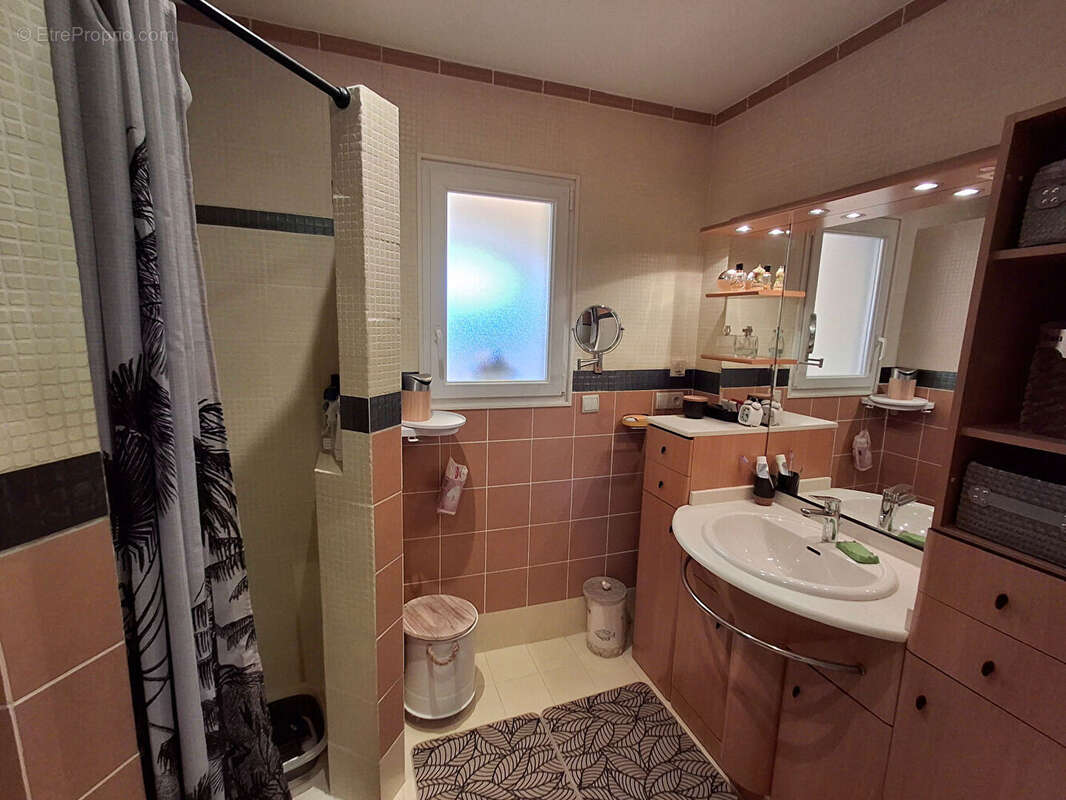 Maison à DOMPIERRE-SUR-MER