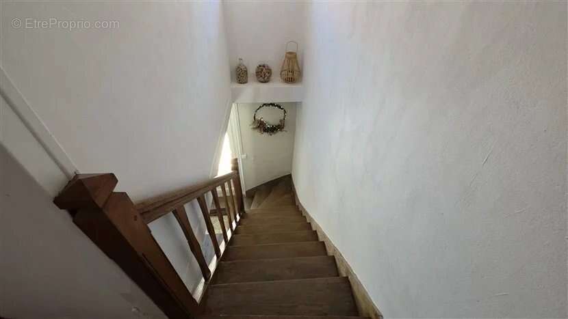 À vendre : maison de campagne de T4, jardins,  granges à Droux (87) - photo 10
