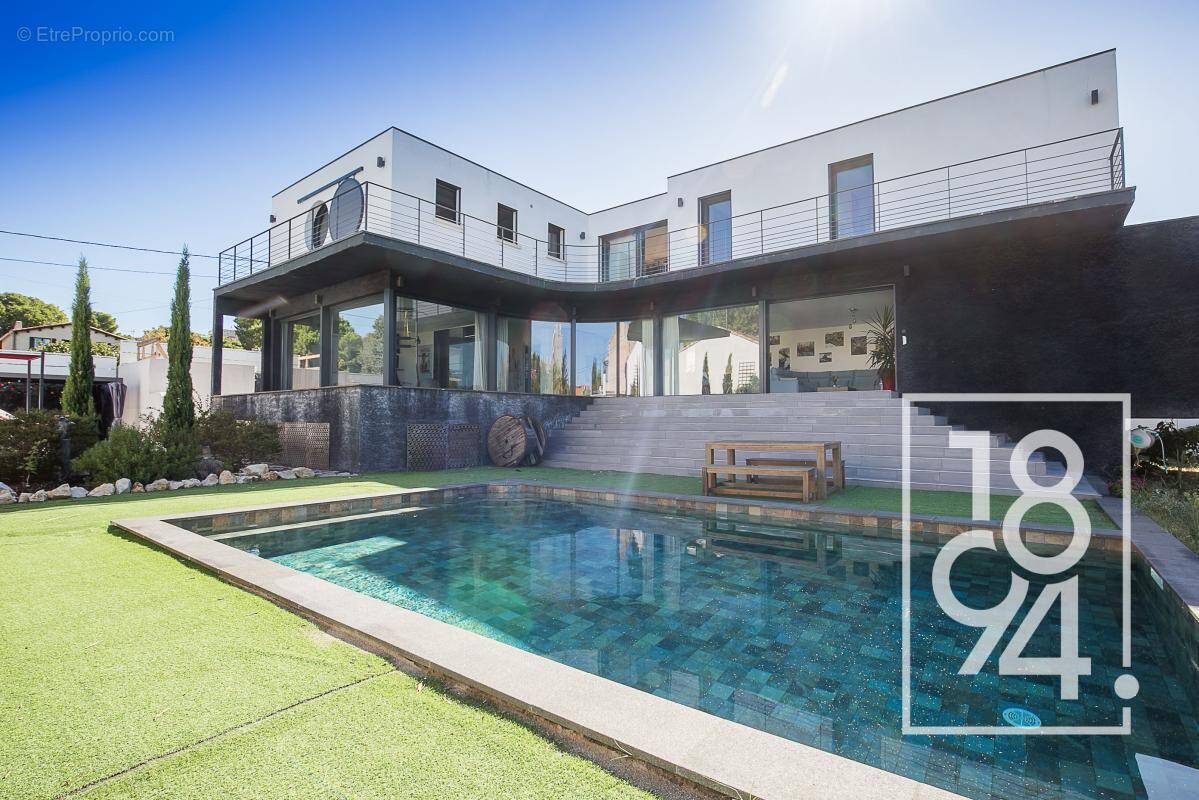 Maison à MARSEILLE-10E