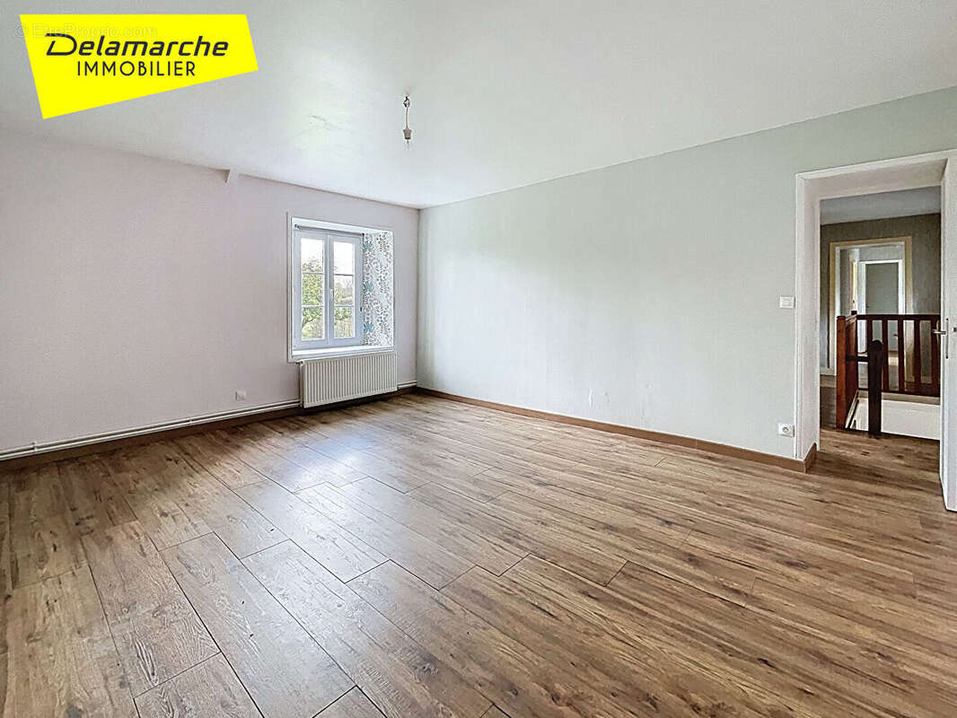 Maison à SAINT-SAUVEUR-LENDELIN