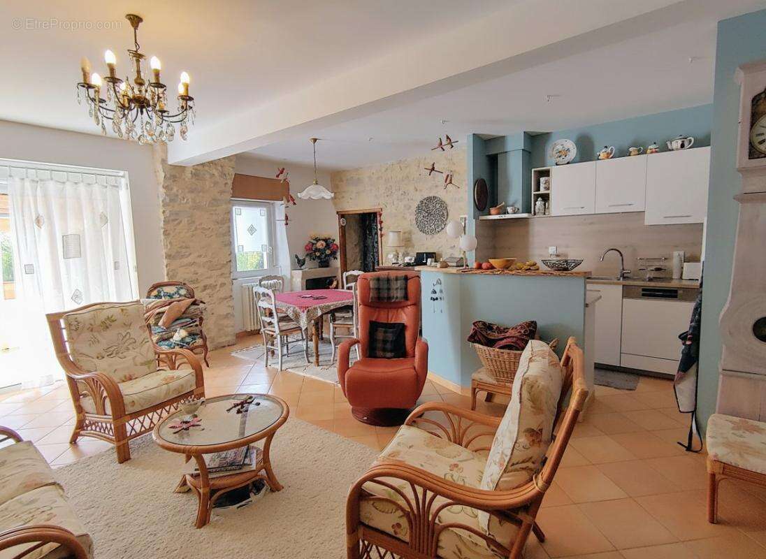 Maison à LA CAVALERIE