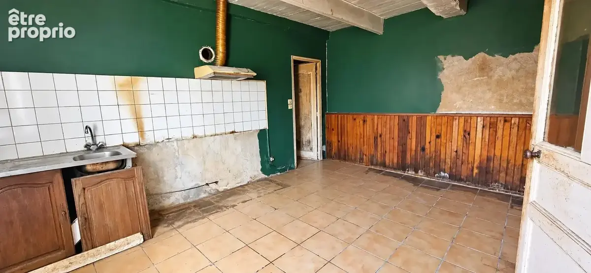 Exclusivité - charmante maison à rénover à prat - 2 chambres - photo 4