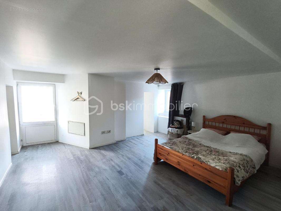  maison de village – 105 m² – 3 chambres – jardin – garage  - photo 17