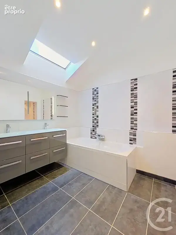 Maison 5 pièces 143 m² à vendre à Tours (37000) - photo 11