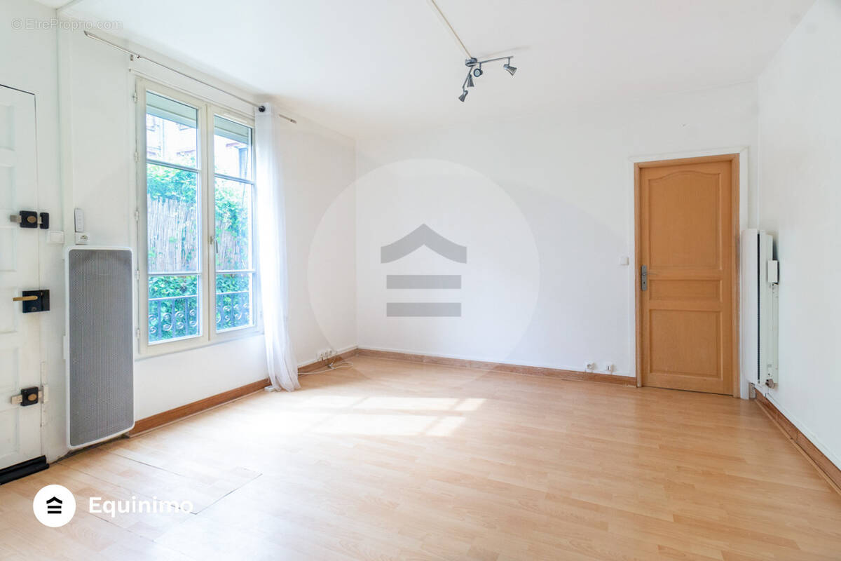 Appartement à LEVALLOIS-PERRET