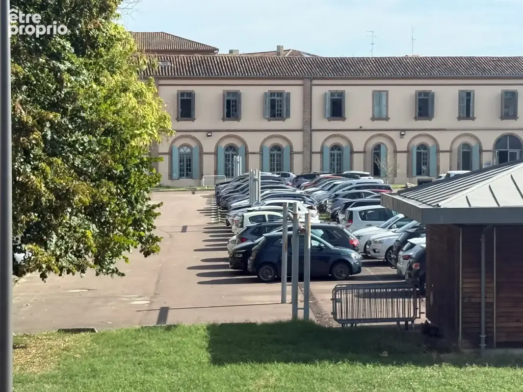 Immeuble rénové de 300m2 pour investir  à Montauban - photo 10