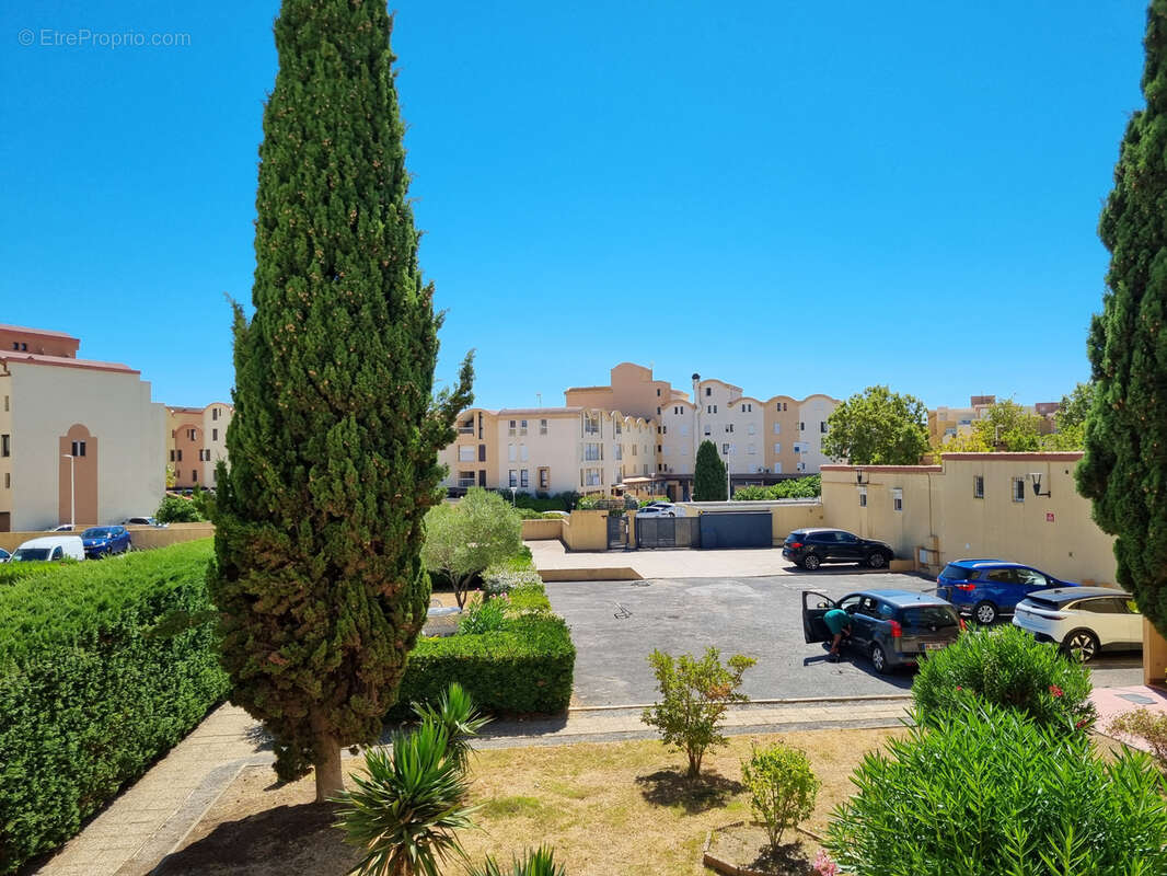 A vendre - gruissan - au coeur du port et proche de plage du grazel -  appartement 4 couchages - terrasse - pi - photo 18