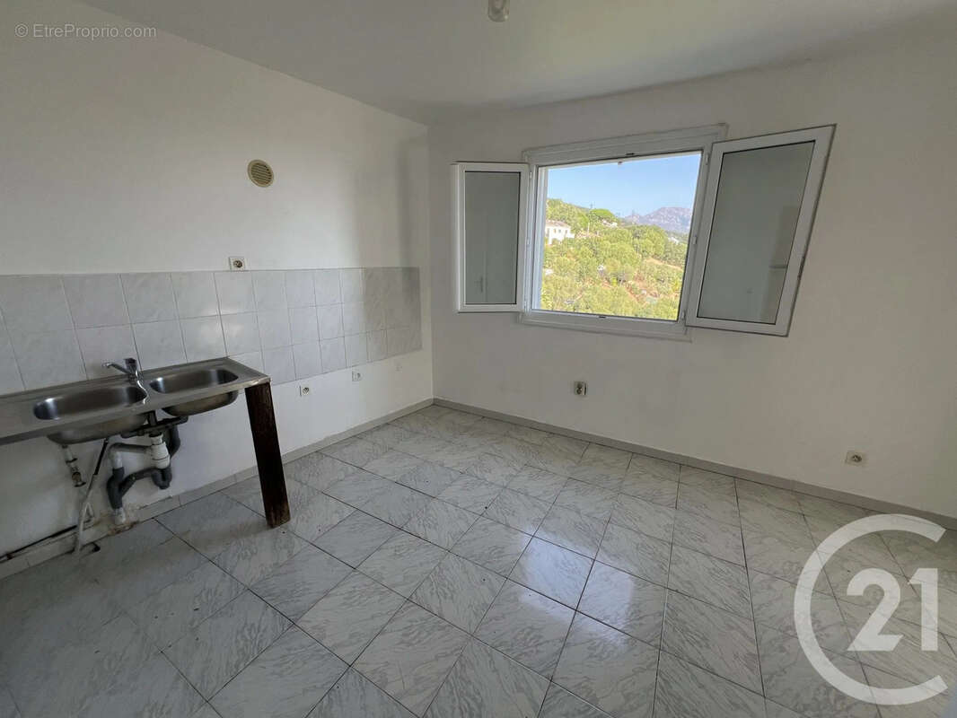 Maison 64 m² à Biguglia  - photo 9
