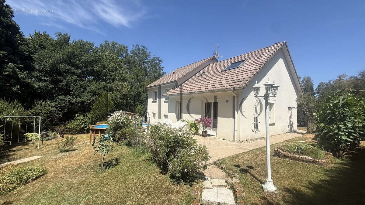 Saint-Dié-des-Vosges - Maison 140m2 quartier calme - photo 20