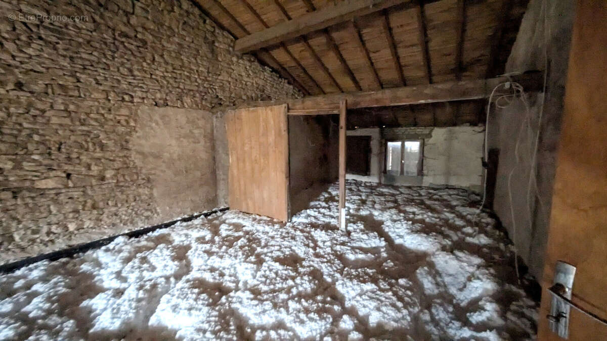 Maison 131m² à payroux - photo 11