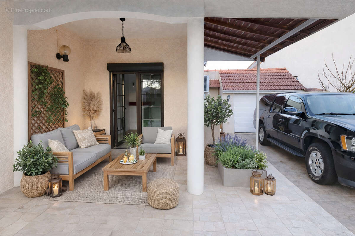 Maison à OZOIR-LA-FERRIERE