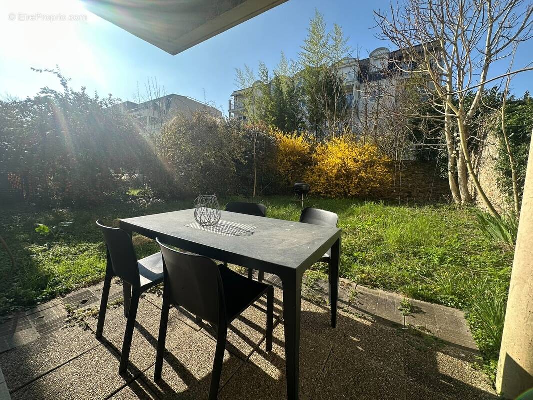 Appartement à DAMMARIE-LES-LYS