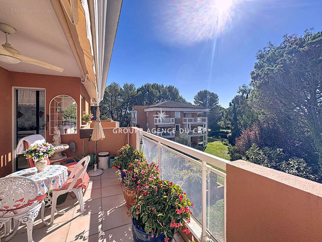 Valescure les golfs appartement 4 pieces dernier etage avec terrasse piscine - photo 9