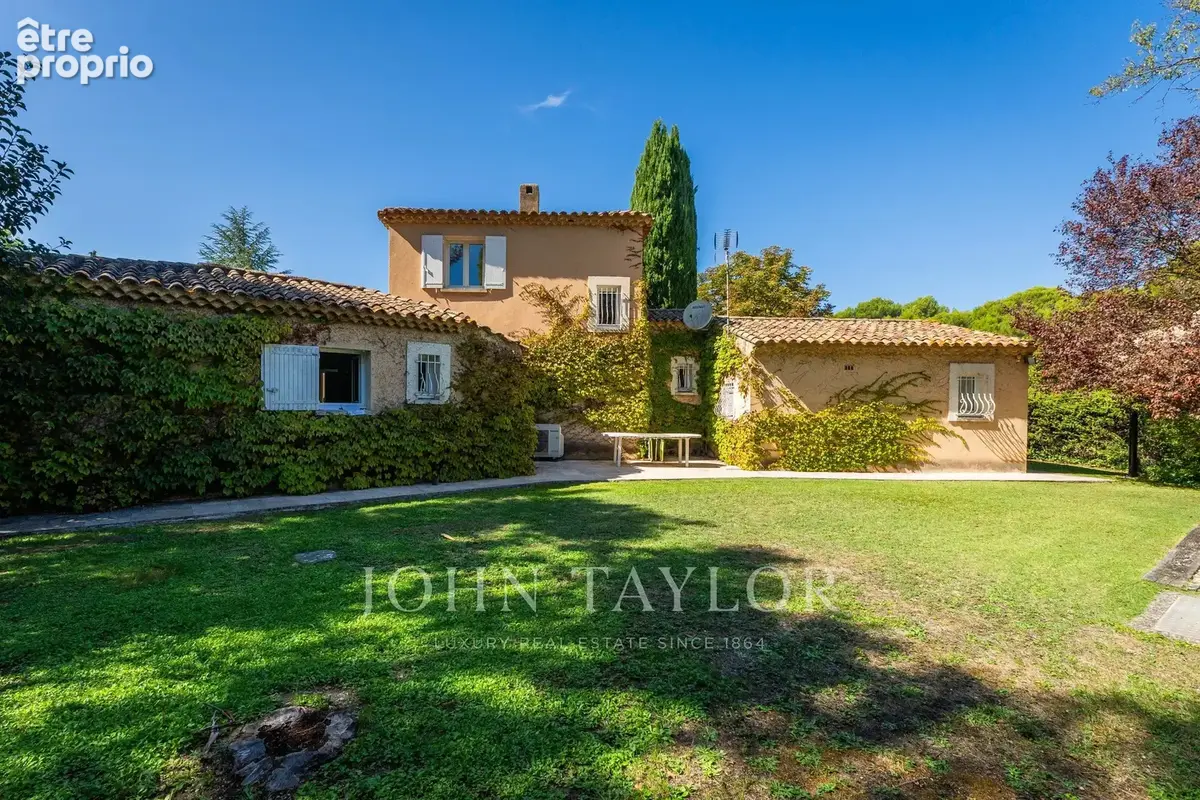 Maison familiale 200 m² avec piscine – terrain 4 000 m² et potentiel foncier - photo 3