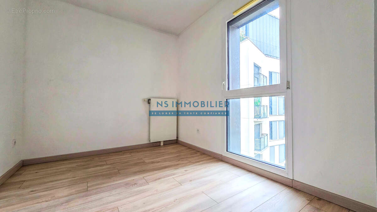 Appartement à COLOMBES