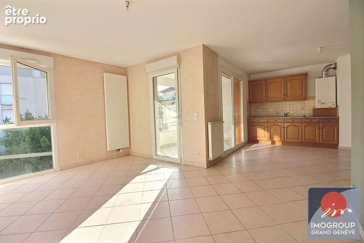 Appartement La Roche Sur Foron 3 pièce(s) 62.39 m2 - photo 2