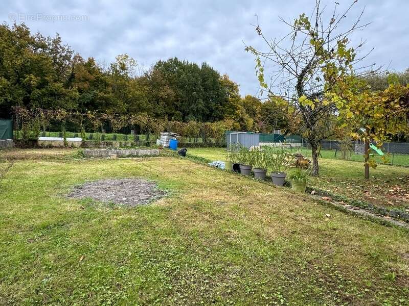 Maison à BETTANCOURT-LA-FERREE