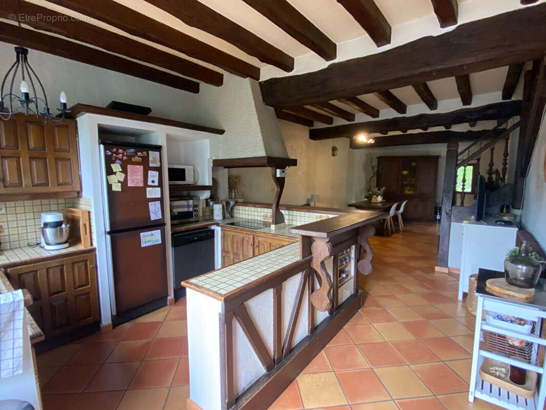 Maison à LES MESNULS