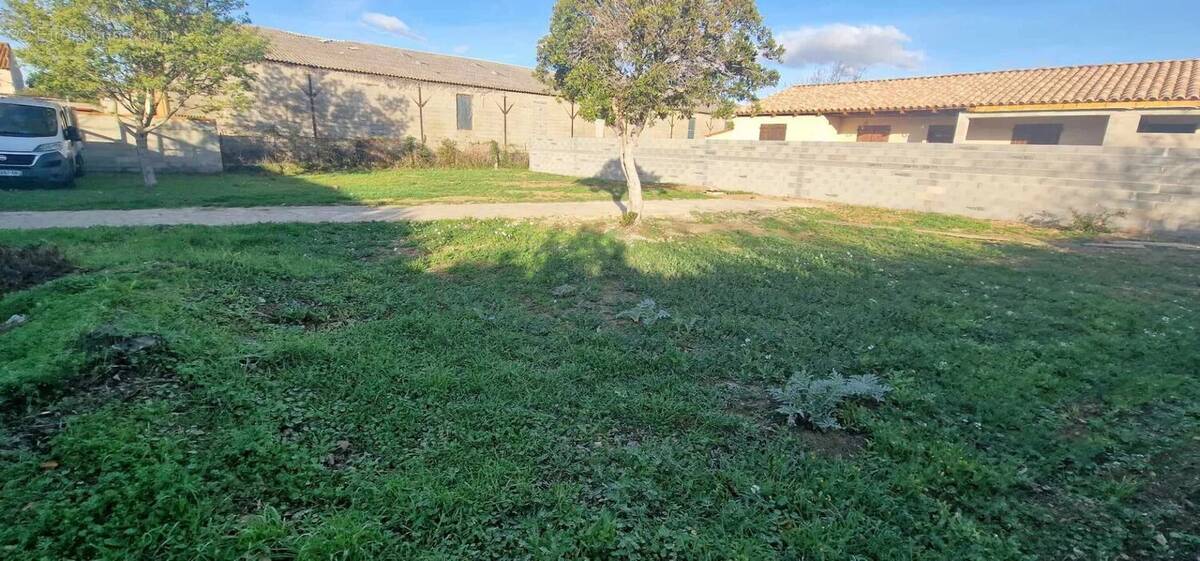 Terrain à SAINT-NAZAIRE-D'AUDE