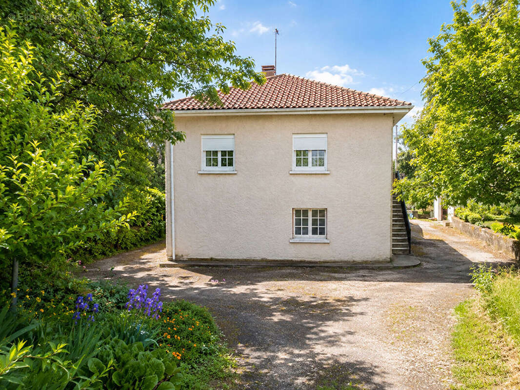 Maison à CANCON