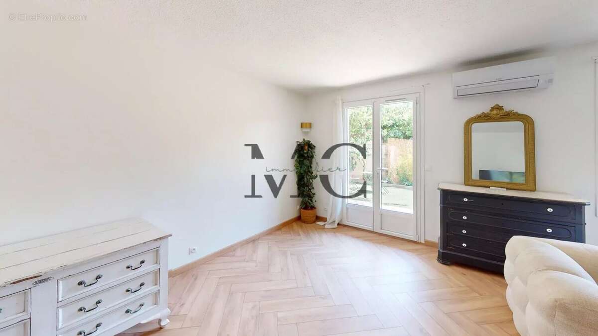 Appartement à MARSEILLE-11E