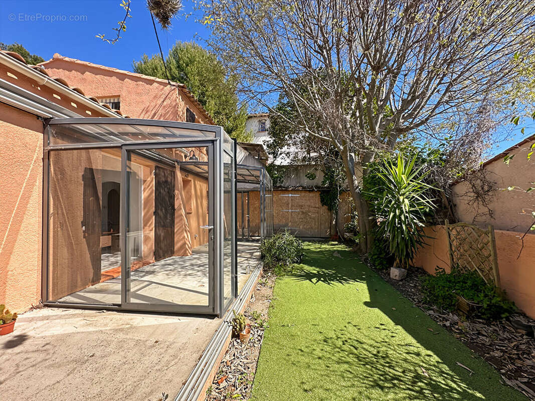 Maison à ENSUES-LA-REDONNE