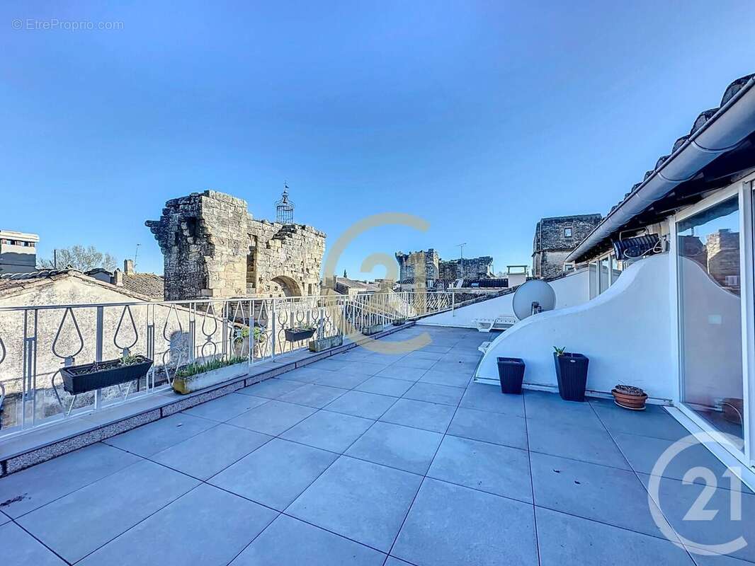 Maison 281 m² à Remoulins  - photo 13