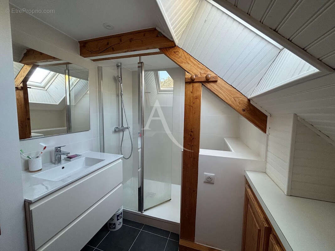 Maison à BOUCHEMAINE