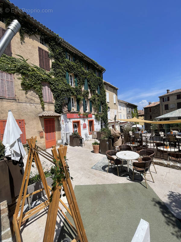 Appartement à LA GARDE-FREINET