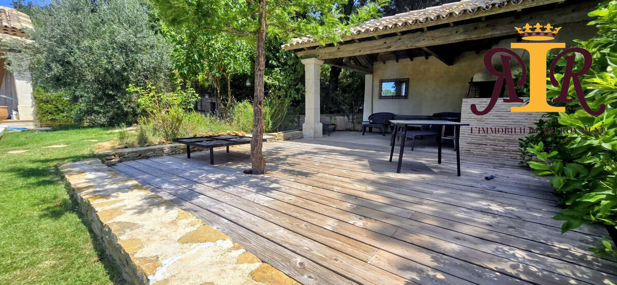 Maison 177 m² à Merindol  - photo 9