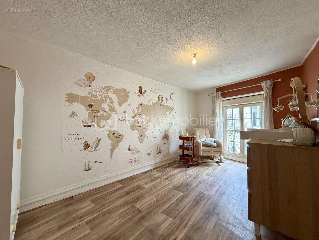 Maison 5 pièces 170m2 - photo 5