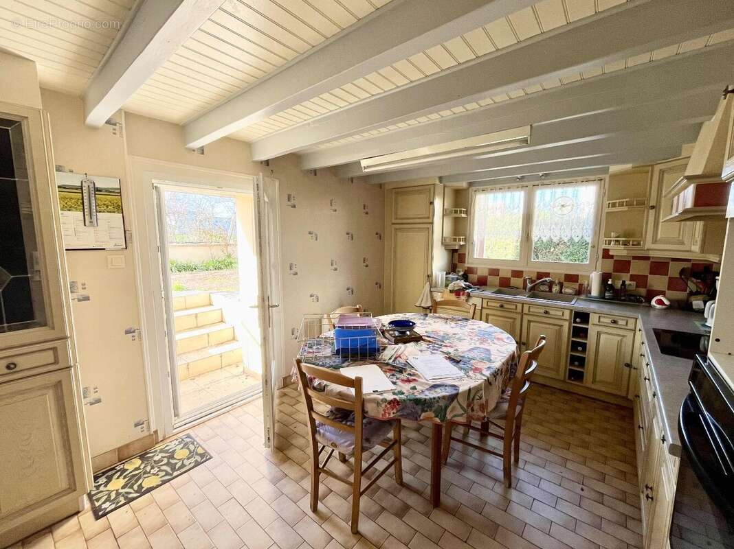 Maison à MAUPREVOIR