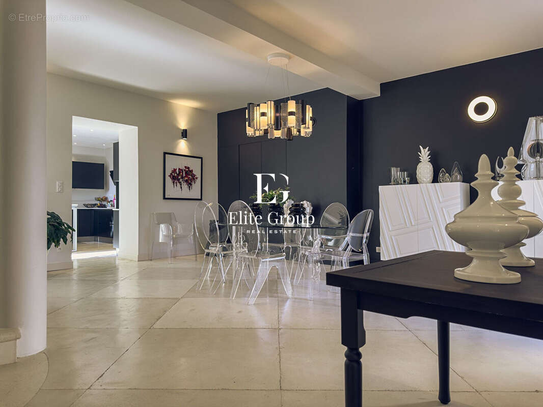 A vendre magnifique maison en bas du plateau d'angouleme - 7 pièces - 213 m2 - photo 6