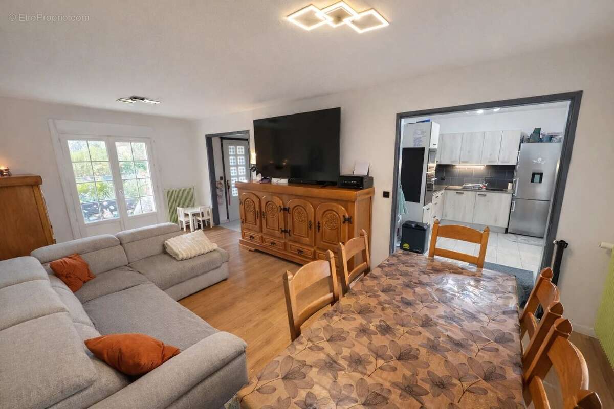 Maison à LIZY-SUR-OURCQ