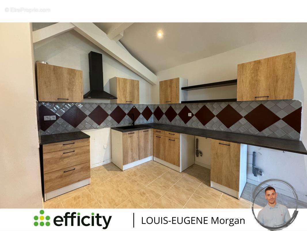 Maison à SOMMIERES-DU-CLAIN