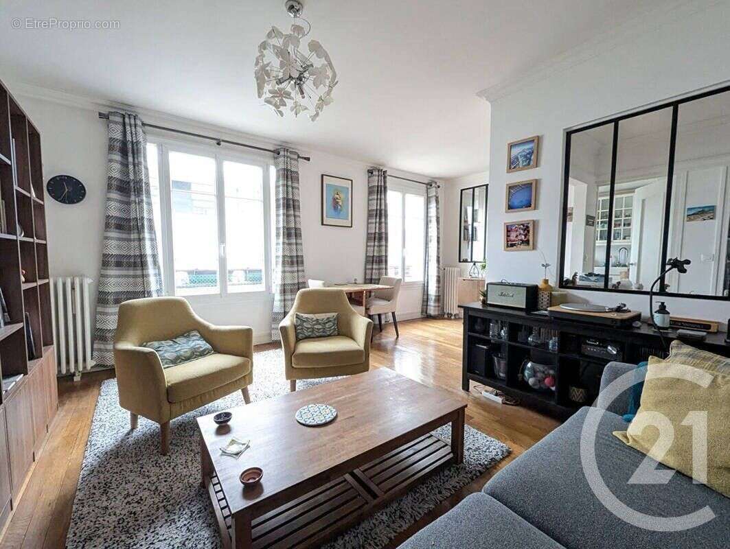 Appartement à FONTENAY-SOUS-BOIS