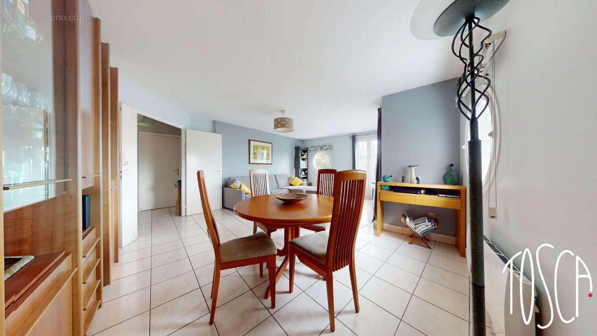 Appartement à THIAIS