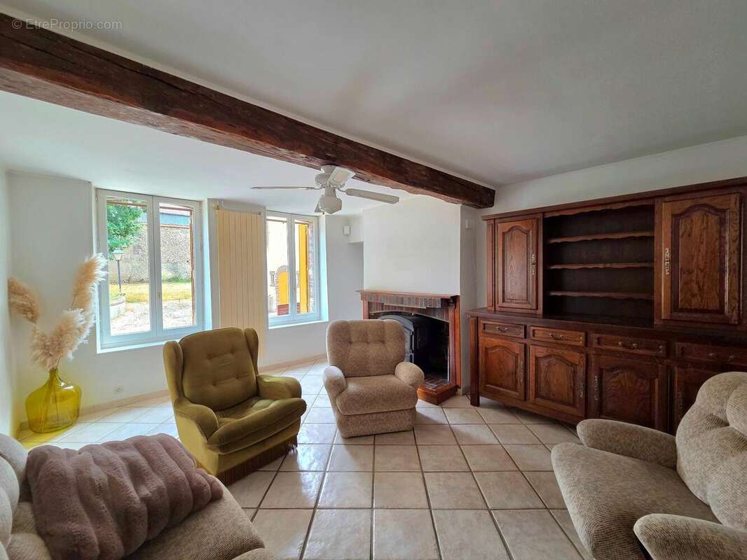 Maison 233 m² à Sormery  - photo 9