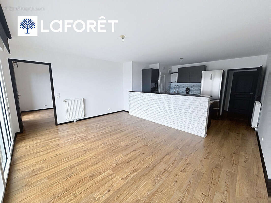 Appartement Lorient 4 pièce(s) 80m2 - photo 2