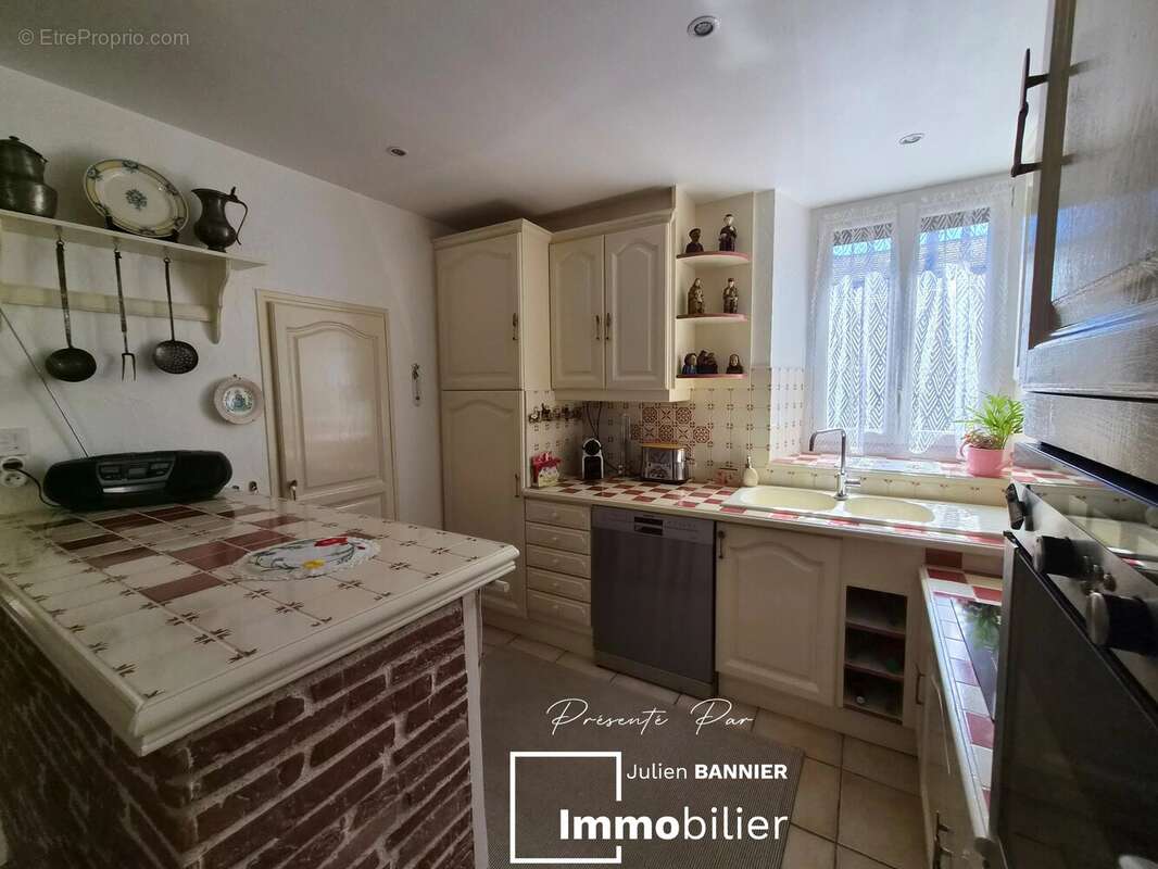 Maison à MAULE