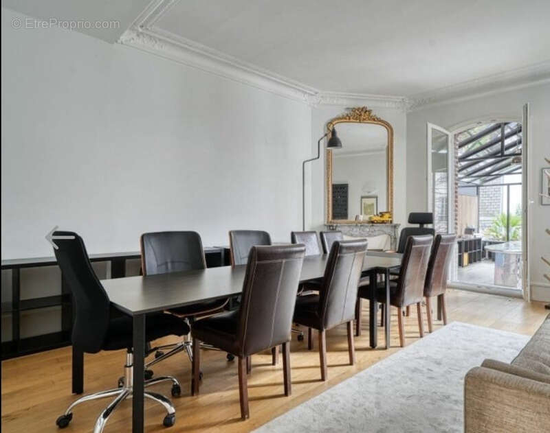 Maison à PARIS-17E