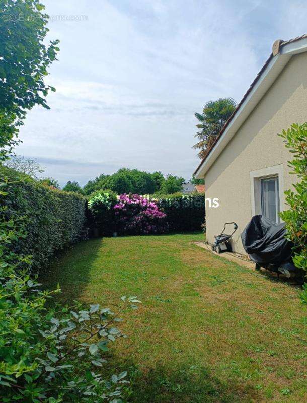 Maison à MARTIGNAS-SUR-JALLE