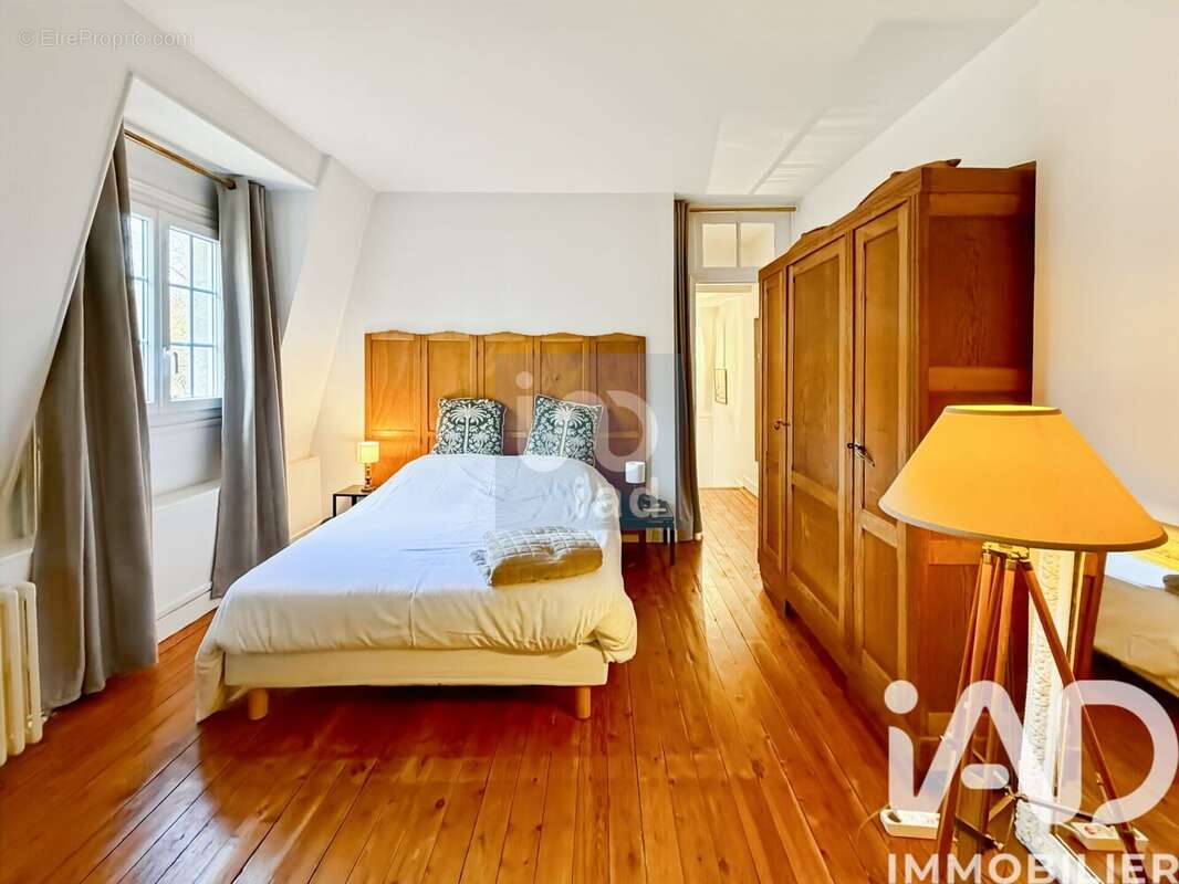 Photo 8 - Appartement à COMPIEGNE